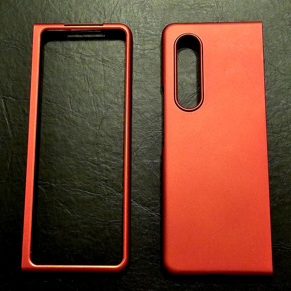 Foluu Samsung Galaxy Z Fold4   Red Case (Used)